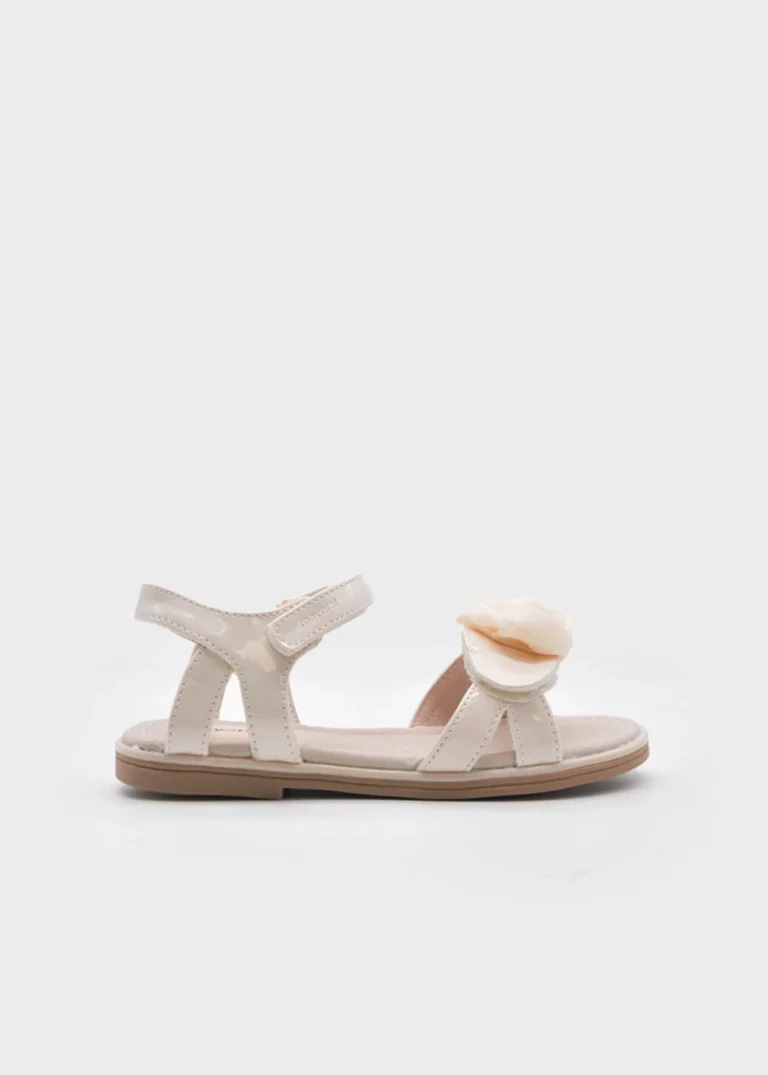 mayoral Σανδαλια λουστρινι λουλουδι 26 45732 10 Ουδέτερο