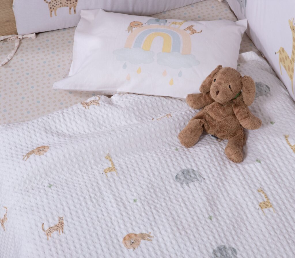 nef nef Βρεφική κουβέρτα πικέ αγκαλιάς jungle in motion 80x110 Εκρού Κωδ. 039490