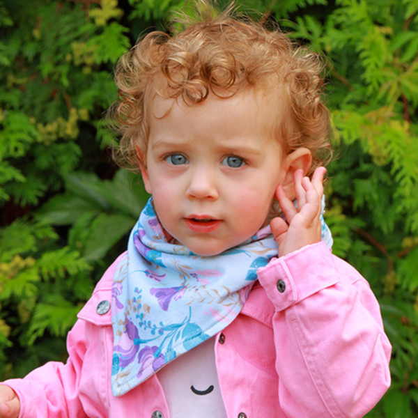 babyono: Σαλιάρες μπαντάνες floral διπλής όψεως 2 τμχ Κωδ: bn879/16